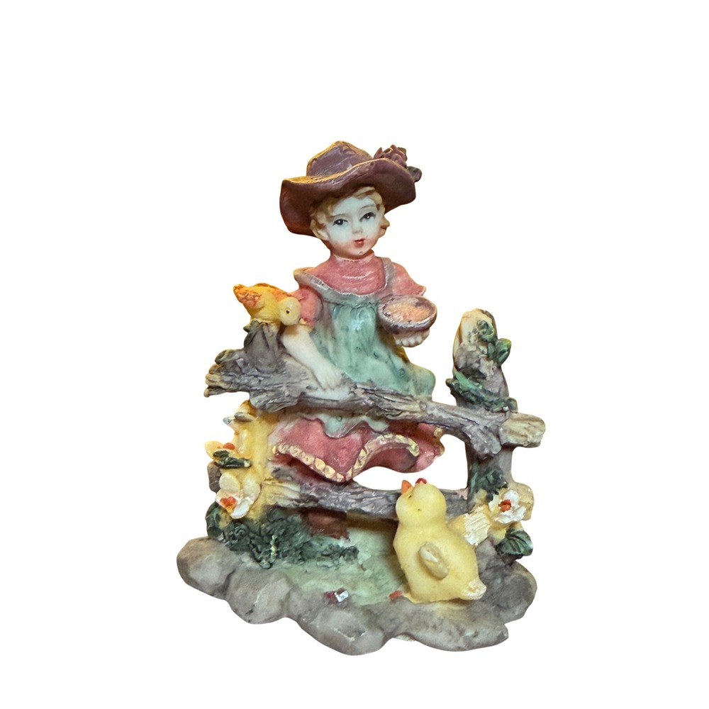 Vintage Style Resin Girl Feeding Chicks Figurine GC-135 Country Pastoral Decor